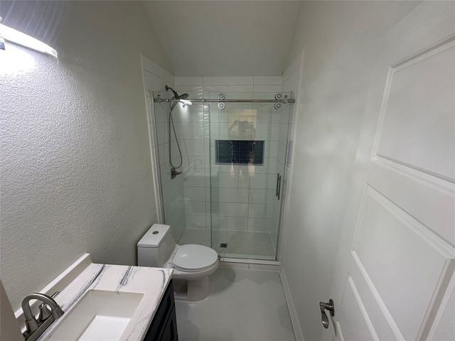 1216 Bold Forbes Drive, Grand Prairie, TX 75052