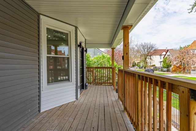 822 N Lockwood Avenue, Chicago, IL 60651