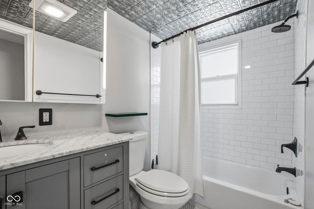 5645 Winthrop Avenue, Indianapolis, IN 46220