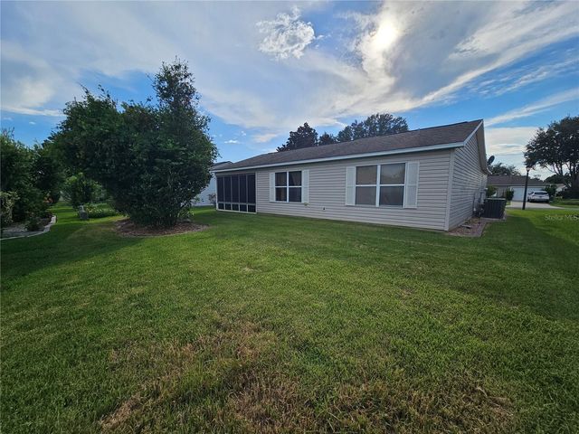 945 CANDLER PLACE, The Villages, FL 32162