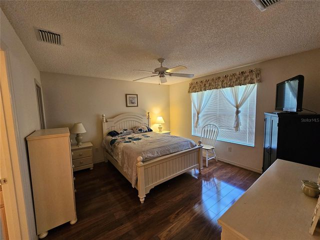 945 CANDLER PLACE, The Villages, FL 32162