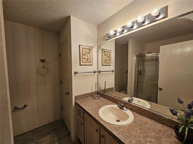 945 CANDLER PLACE, The Villages, FL 32162