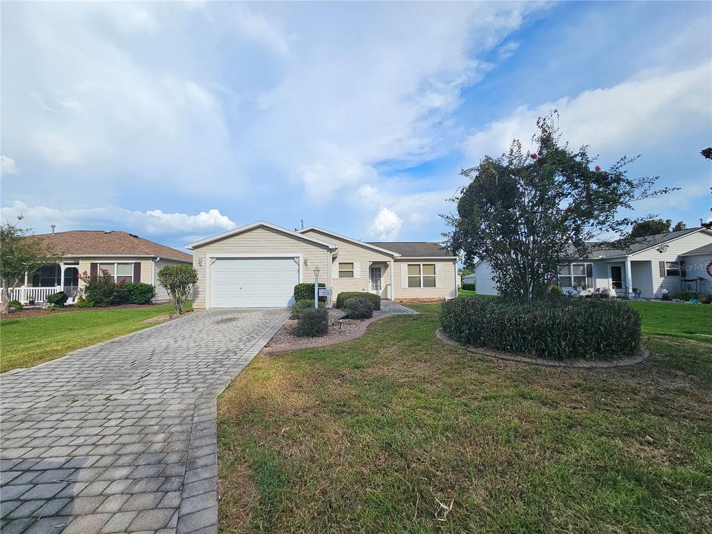 945 CANDLER PLACE, The Villages, FL 32162