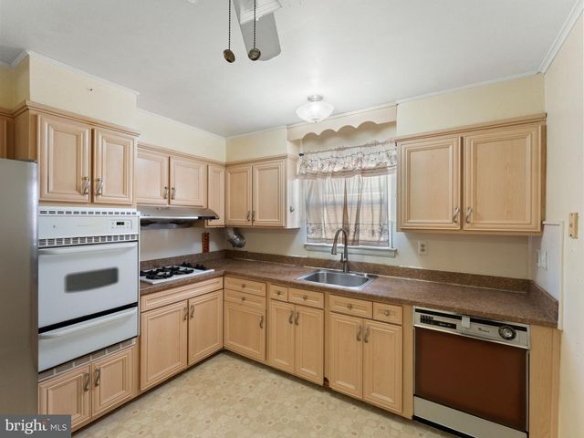 7747 RICHARD ST, Philadelphia, PA 19152