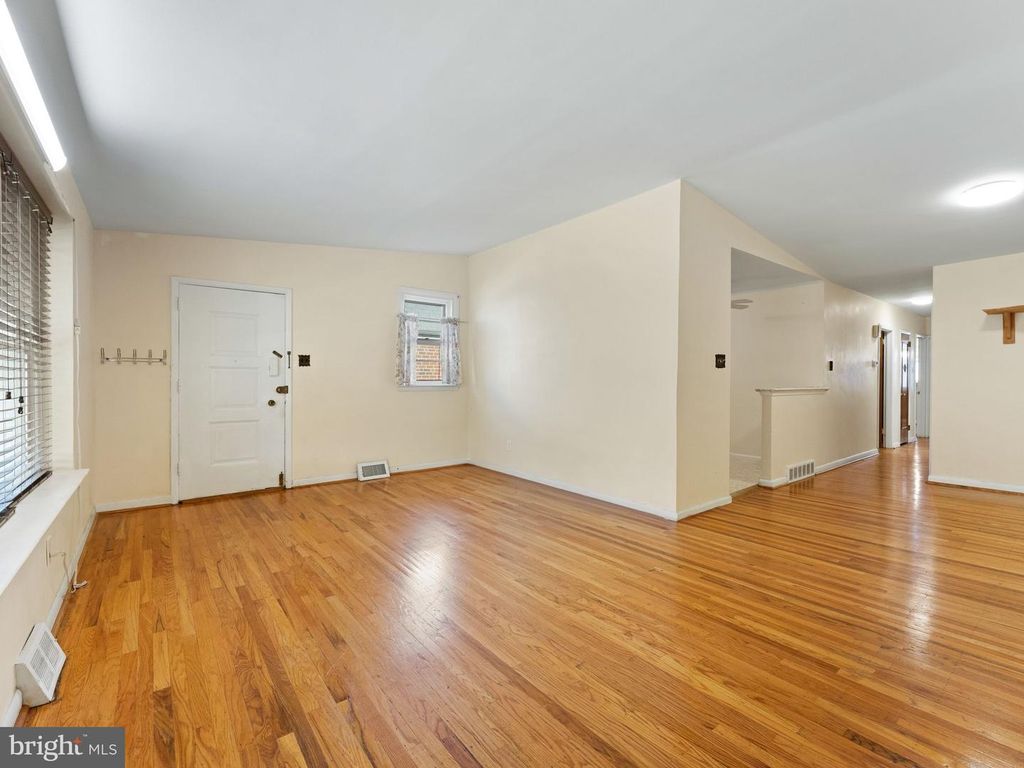 7747 RICHARD ST, PHILADELPHIA, PA 19152 — photo 5