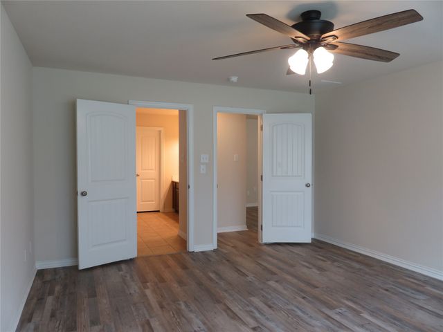 1321 Crestview Drive, Denison, TX 75020