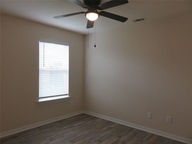 1321 Crestview Drive, Denison, TX 75020