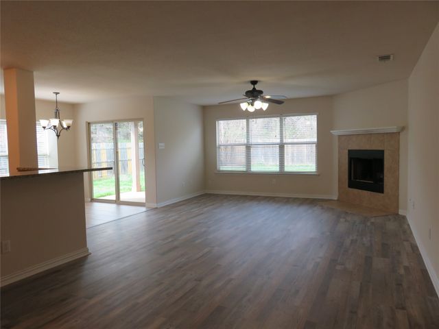 1321 Crestview Drive, Denison, TX 75020