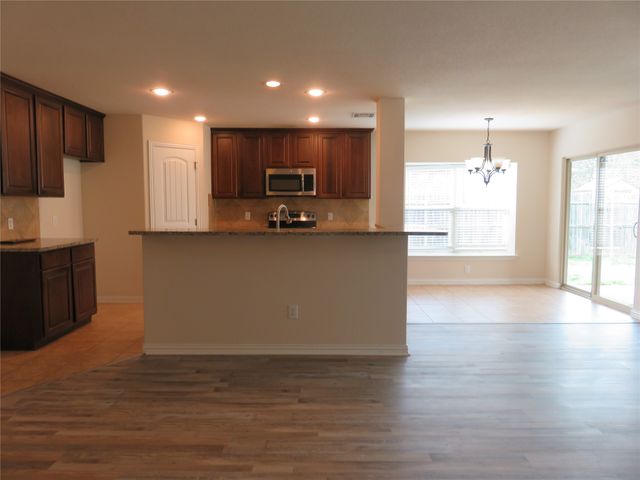 1321 Crestview Drive, Denison, TX 75020