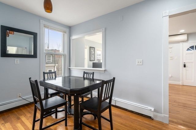 186 Sydney St 3, Boston, MA 02125