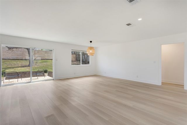 4715 Carsonhill DR, Austin, TX 78723