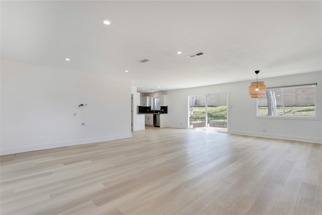 4715 Carsonhill DR, Austin, TX 78723