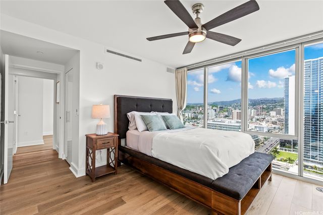 629 Keeaumoku Street 2211, Honolulu, HI 96814