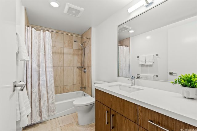 629 Keeaumoku Street 2211, Honolulu, HI 96814