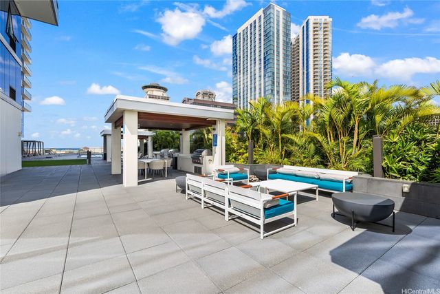 629 Keeaumoku Street 2211, Honolulu, HI 96814