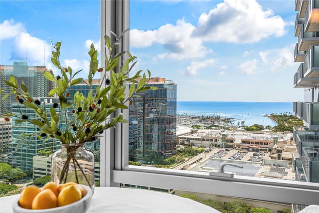 629 Keeaumoku Street 2211, Honolulu, HI 96814