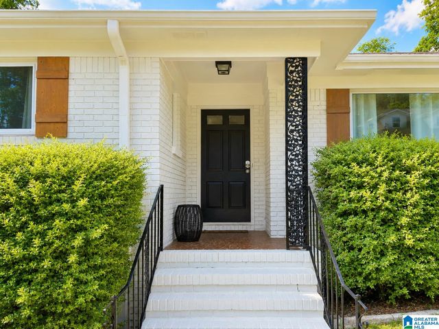 3521 TETON CIRCLE, Hoover, AL 35216