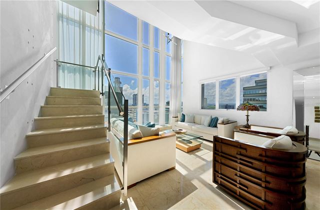 558 CUEVILLAS STREET PH1201, San Juan, PR 00907