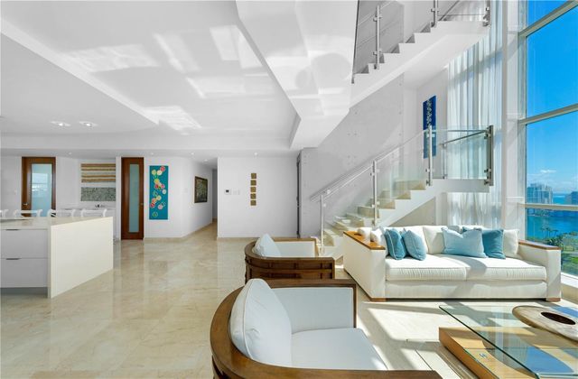 558 CUEVILLAS STREET PH1201, San Juan, PR 00907