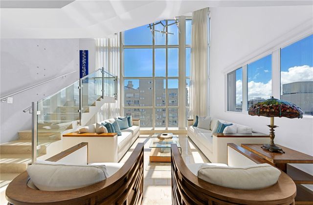 558 CUEVILLAS STREET PH1201, San Juan, PR 00907