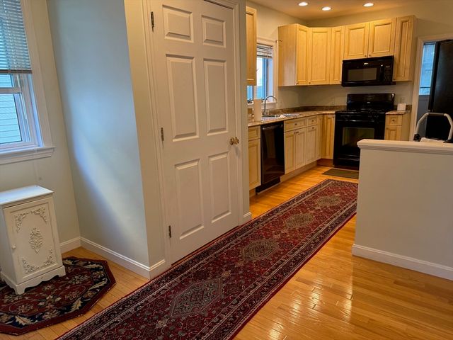 21 Denmark Ave 2, Milton, MA 02186