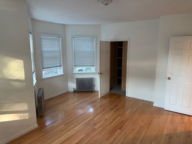 21 Denmark Ave 2, Milton, MA 02186