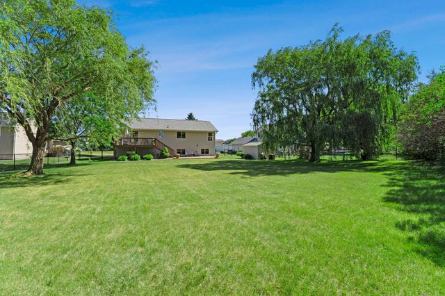 17509 Five Oaks Drive, Farmington, MN 55024
