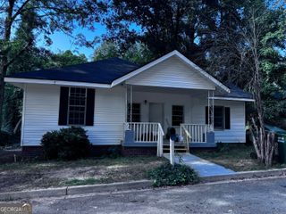134 W 5th Street, Monroe, GA 30655