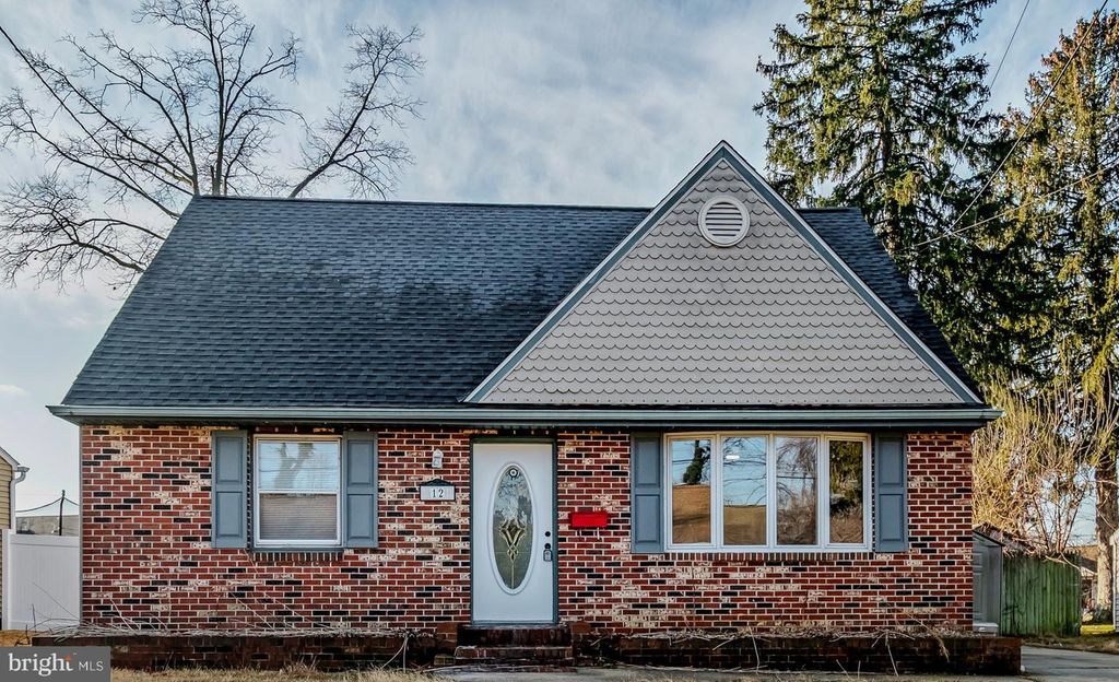 12 OVERBROOK AVE, MAPLE SHADE, NJ 08052 — exterior