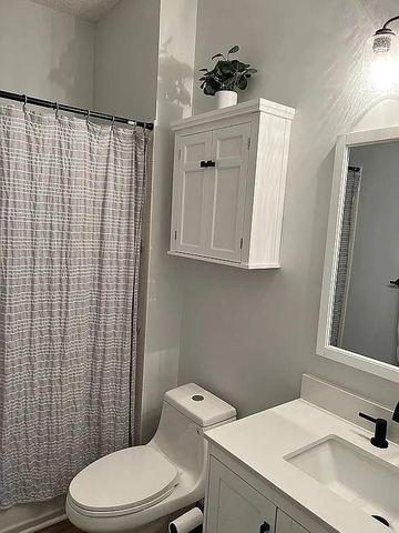 5205 Primrose Court, Blue Springs, MO 64015