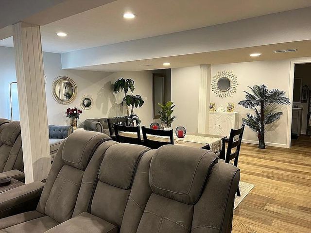 5205 Primrose Court, Blue Springs, MO 64015