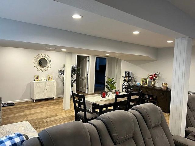 5205 Primrose Court, Blue Springs, MO 64015