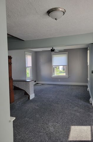 1734 Davie Street, Davenport, IA 52804