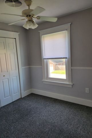 1734 Davie Street, Davenport, IA 52804