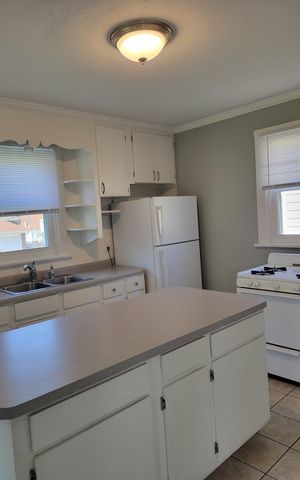 1734 Davie Street, Davenport, IA 52804