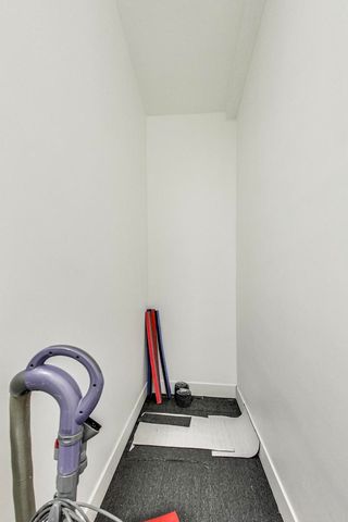 2632 W Touhy Avenue, Chicago, IL 60645