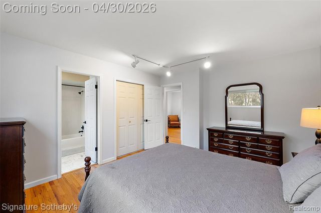 2682 Costa Mesa Road, Waterford, MI 48329