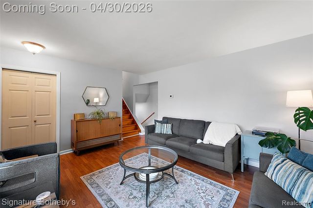 2682 Costa Mesa Road, Waterford, MI 48329