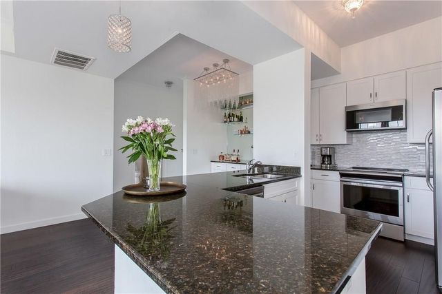 3225 Turtle Creek Boulevard 602, Dallas, TX 75219