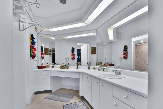 2251 NW 34th Terrace, Coconut Creek, FL 33066