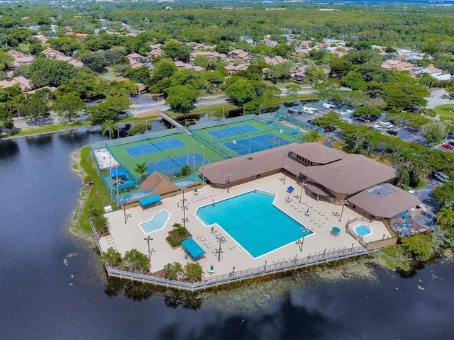 2251 NW 34th Terrace, Coconut Creek, FL 33066