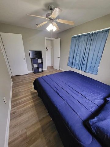211 Peach Street, Sweeny, TX 77480