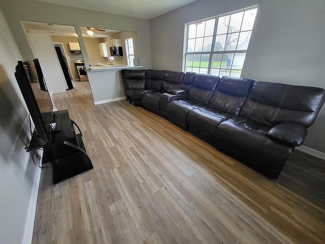 211 Peach Street, Sweeny, TX 77480