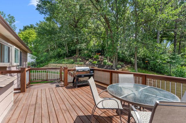 13632 Bryant Place S, Burnsville, MN 55337