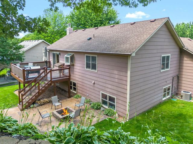 13632 Bryant Place S, Burnsville, MN 55337