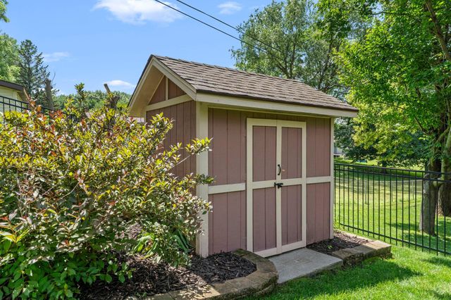 13632 Bryant Place S, Burnsville, MN 55337