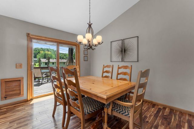 13632 Bryant Place S, Burnsville, MN 55337