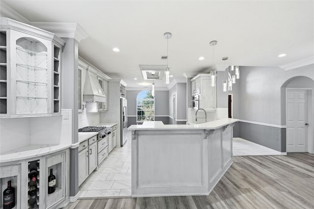 1902 Vale Haven Drive, Spring, TX 77373