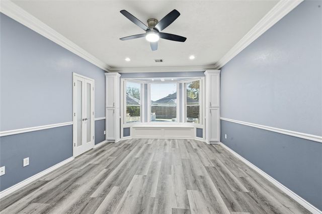 1902 Vale Haven Drive, Spring, TX 77373