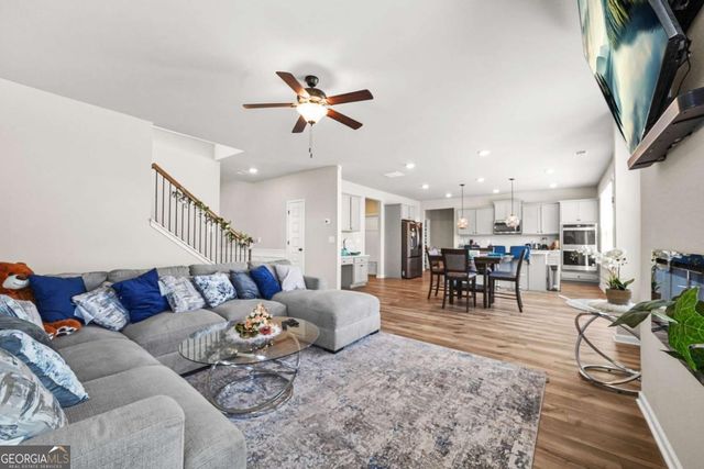 1729 Cadence Street, Locust Grove, GA 30248